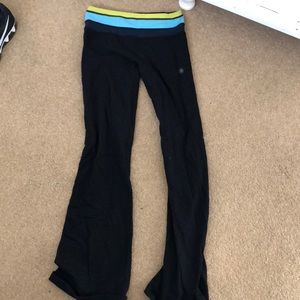 Flowy yoga Lululemon pants for sale!